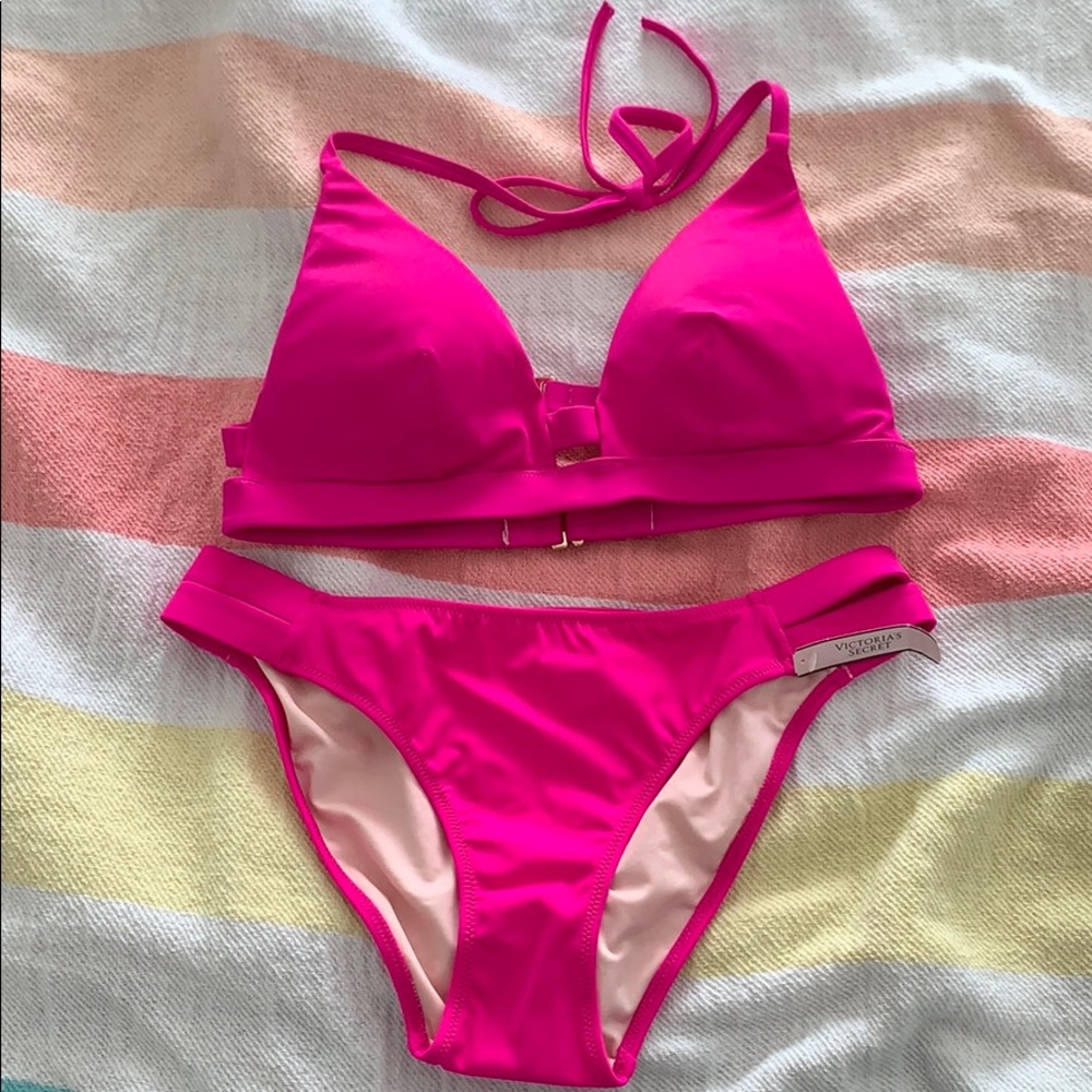 VS 2 pc bikini. NWT
